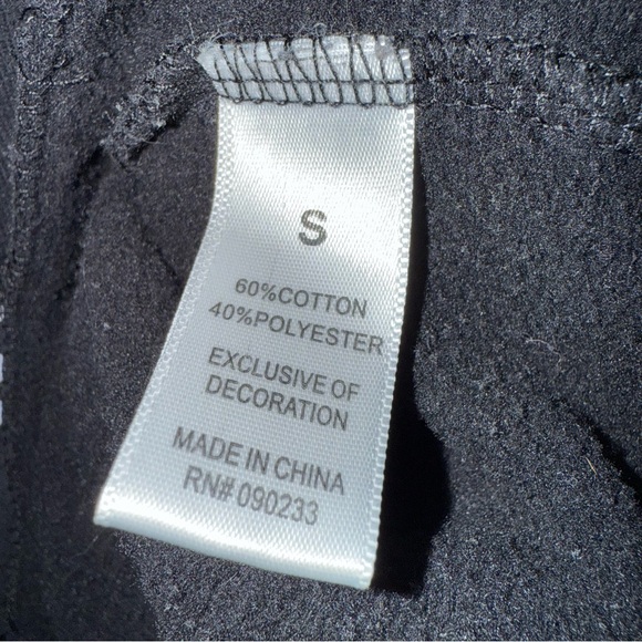 Playboy by PacSun Cropped Black Sweatshirt Womens Small Oversized Drop Shoulder - Picture 6 of 7